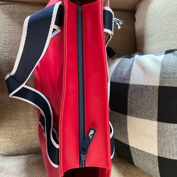 Brand new Vineyard Vines large tote. - Picture 3 of 6